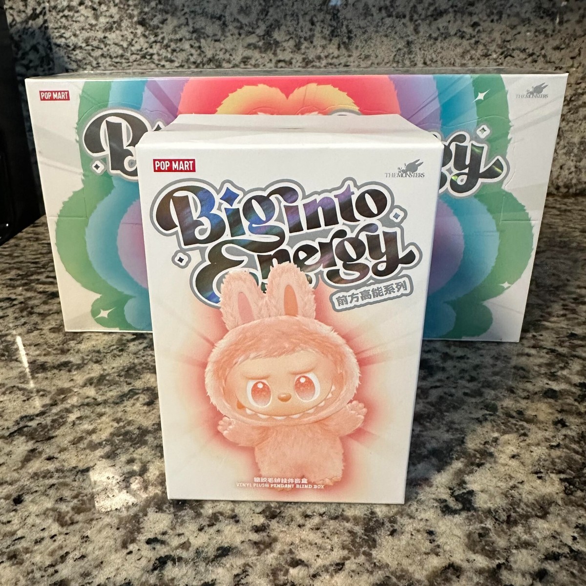 正規品 POPMART LABUBU 購入 Big into Energy BOX 正規品 POPMART