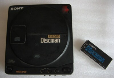 VINTAGE SONY DISCMAN 1bit DAC MODEL D-99 COMPACT DISC CD PLAYER