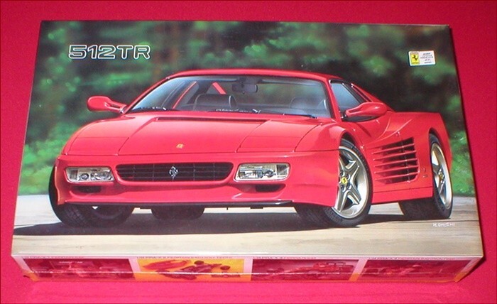 Rosso Corporation Ferrari Testarossa 512TR 1/24 Scale Model Kit