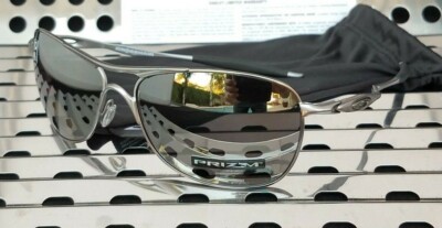 New Oakley CROSSHAIR Aviator Sunglasses 4060-2261 Lead w / Prizm