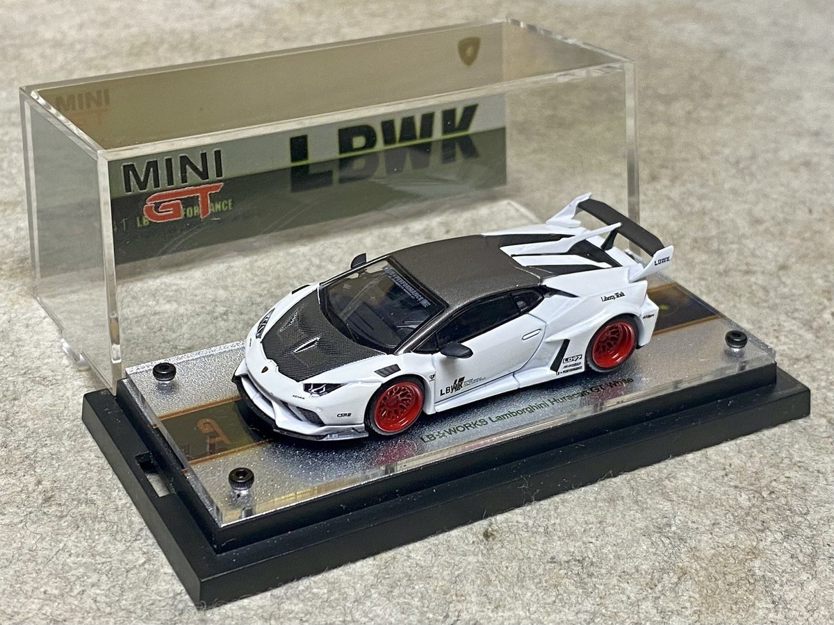 トイザらス MINI GT 141 LBWK ランボルギーニ ウラカン GT MiniGT LBWK