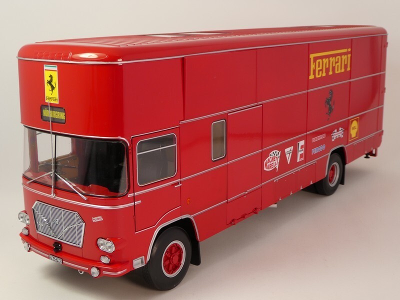 CMR1/18 OM フィアット 150 フェラーリ トランスポーター 1967 CMR1/18