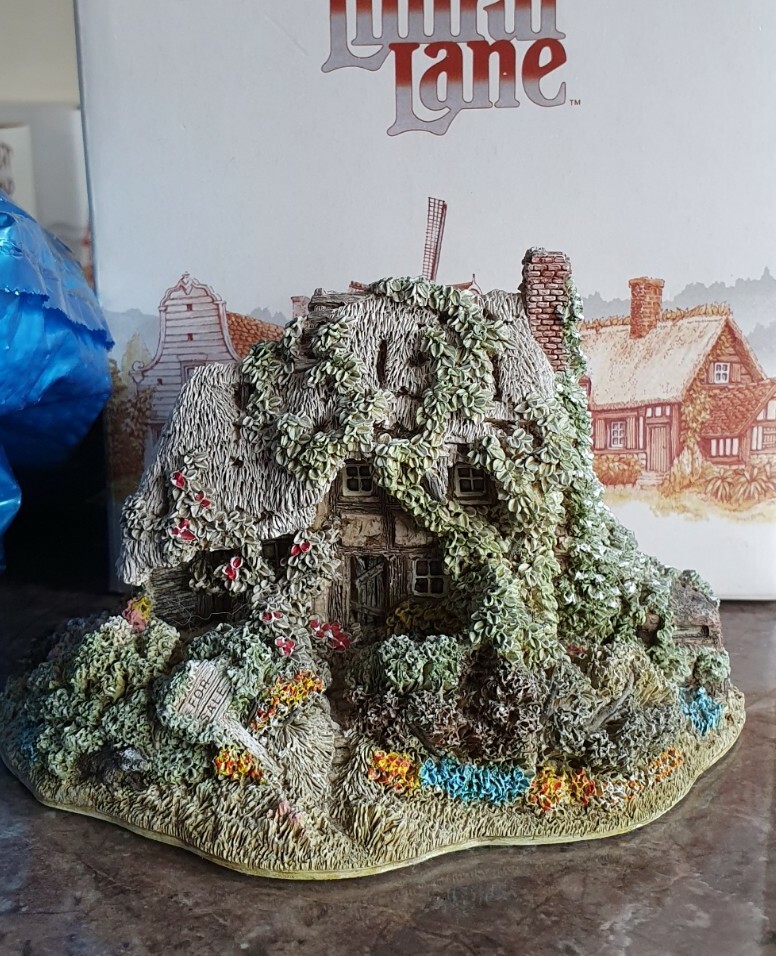 Lilliput Lane - Forget-me-not