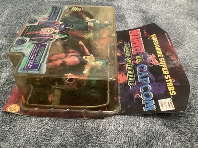 トイビズ】MARVEL vs CAPCOM キャップ モリガン フィギュア③ トイビズ