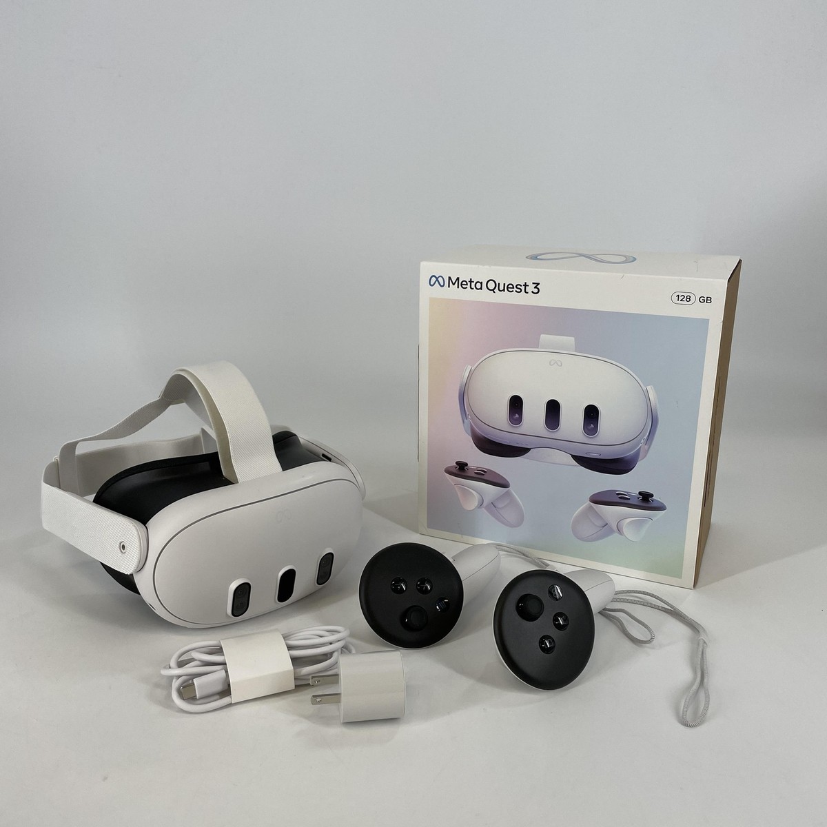 Meta Quest 3 VR Headset 128GB w/ Controllers/Regular Strap