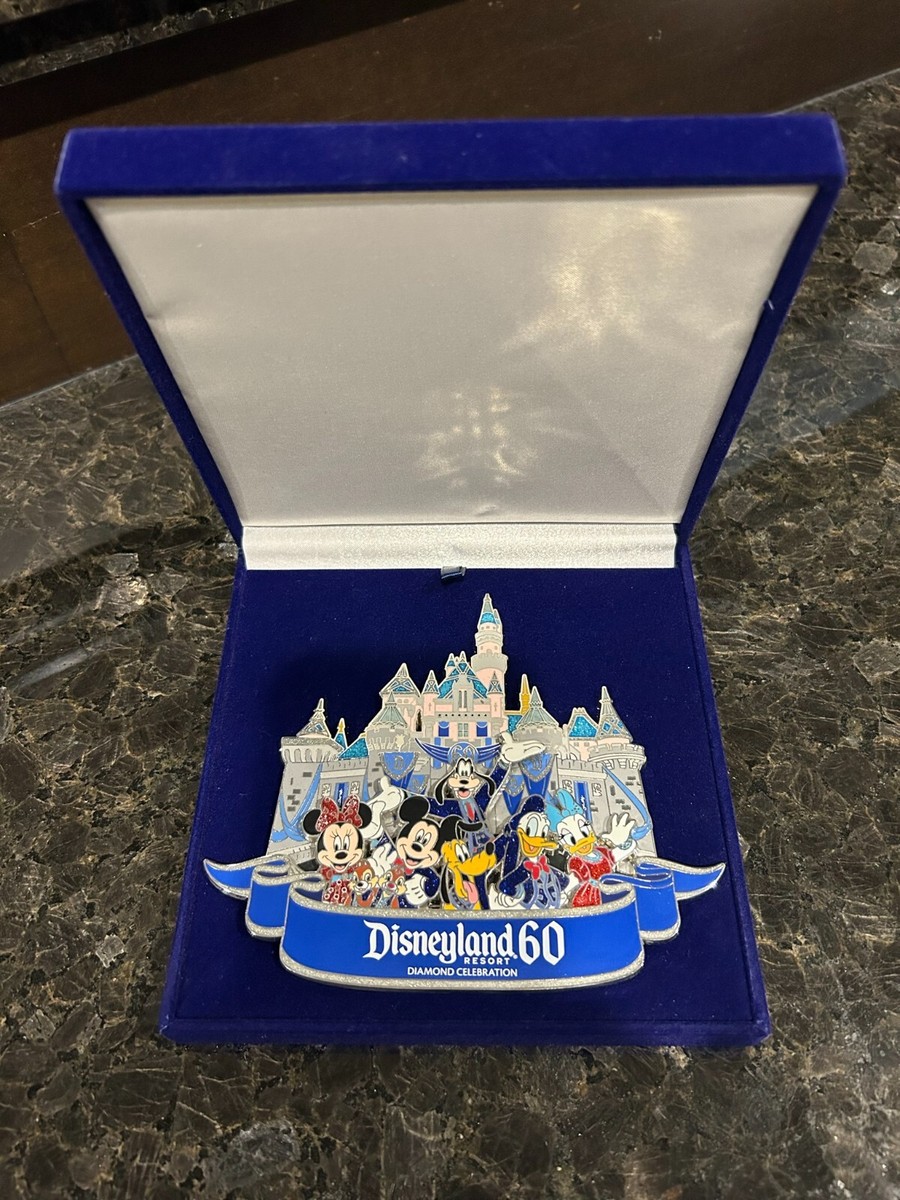 Disneyland 60 ダイヤモンドセレブレーション ピンバッジ ディズニー