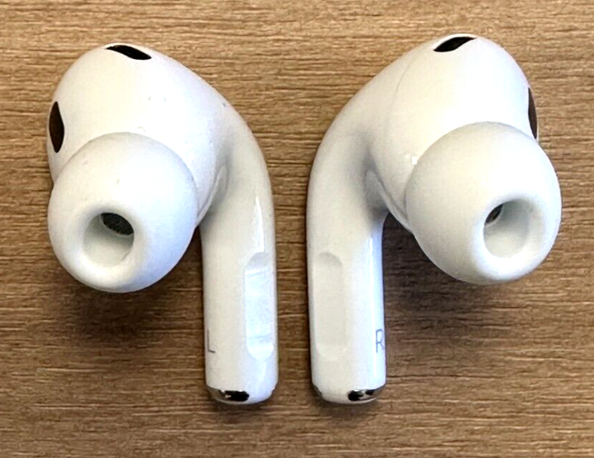 Apple Airpods Pro 2nd Gen LIGHTNING - Left or Right Airpods or