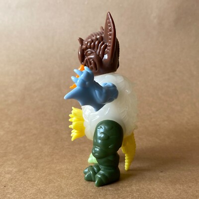 Sofubi Must Haves! : r/Sofubi Paul kaiju DualBat sofvi ソフビ