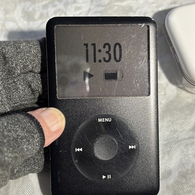 ジャンク】iPod Classic A1238 80GBブラックカラー液晶 Apple iPod