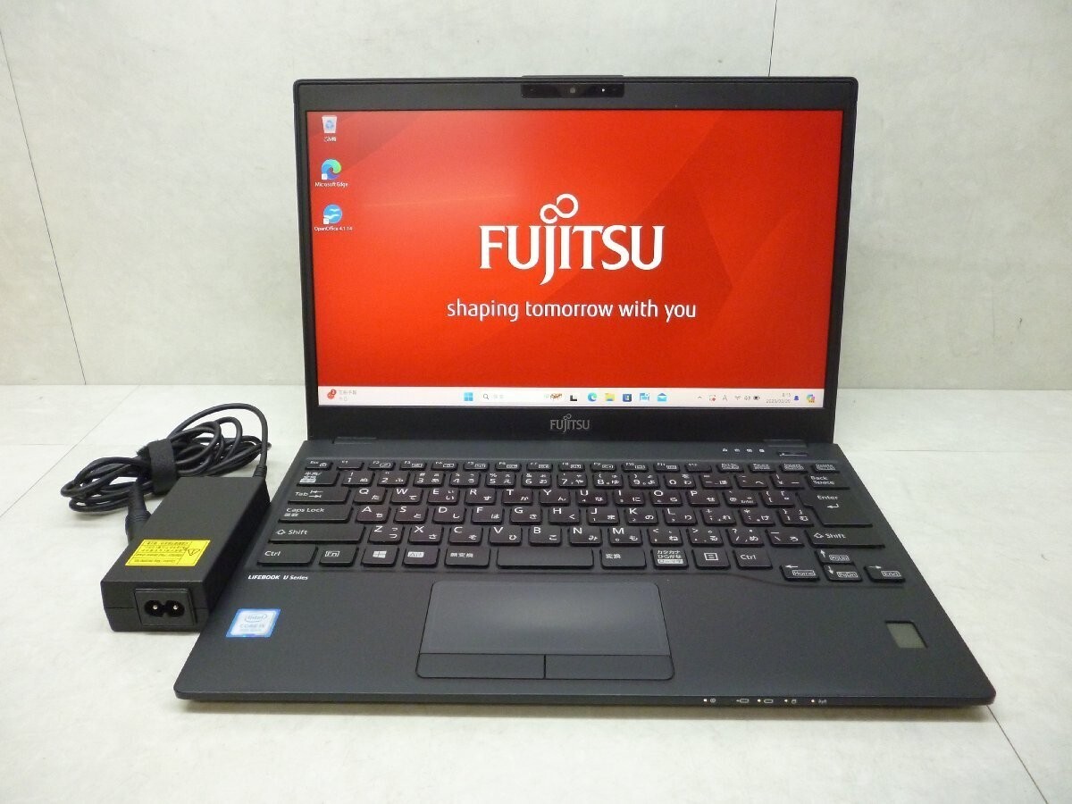 Fujitsu lifebook U939/B Red Core i5-8365U 8GB RAM 256GB SSD Used
