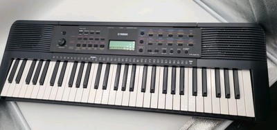Yamaha PSR-E273 61-Key Portable Keyboard (Missing Power Adapter