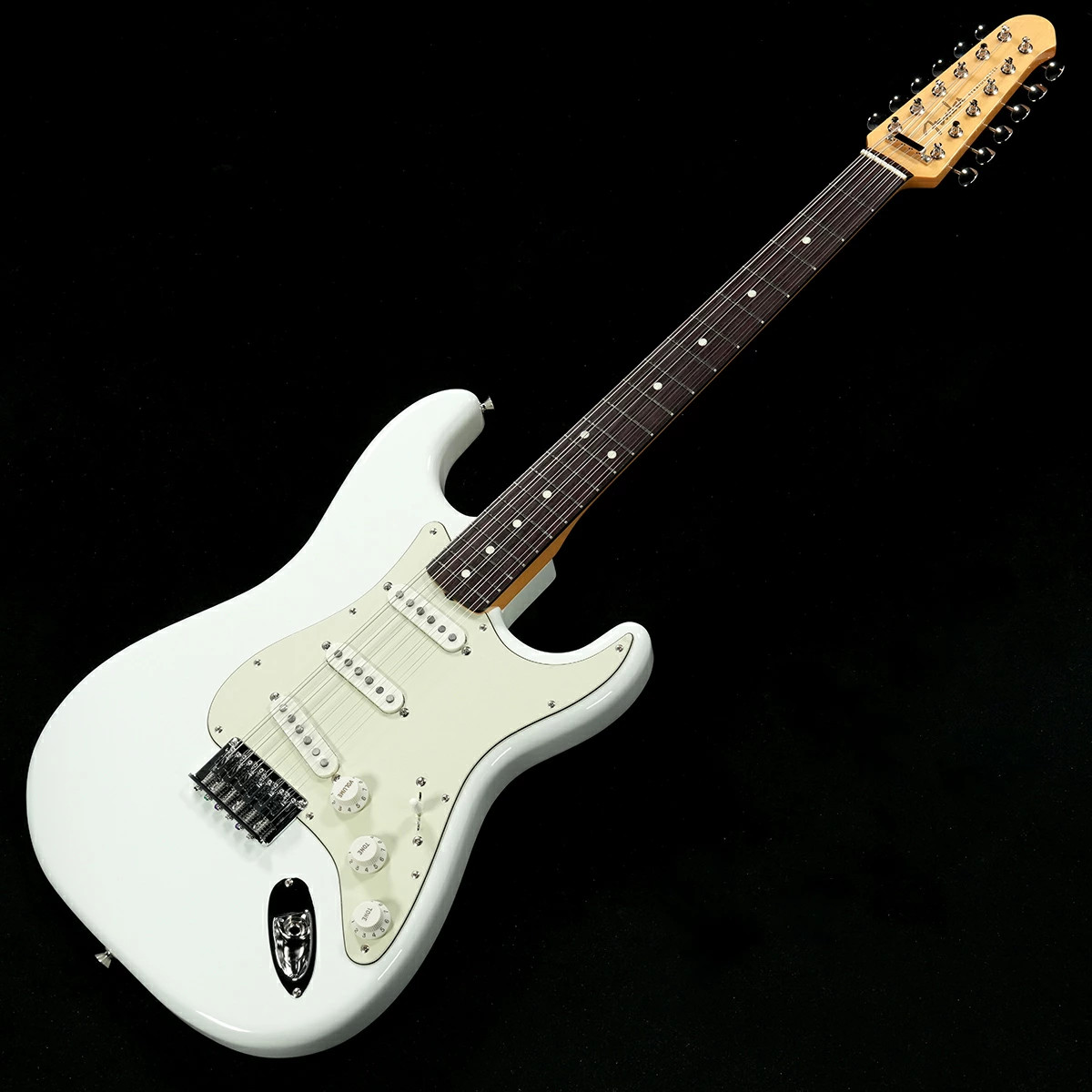ギター Fender Standard Stratocaster UG White Fender Standard