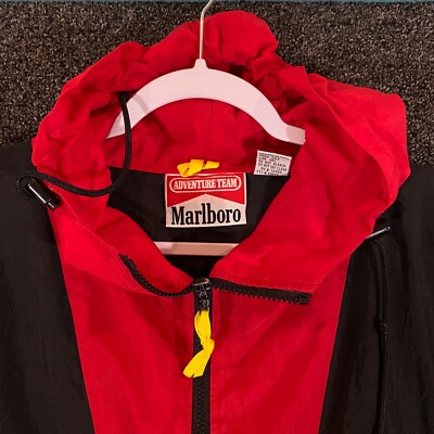 Vintage MARLBORO Jacket Mens Large Red Black Windbreaker Adventure