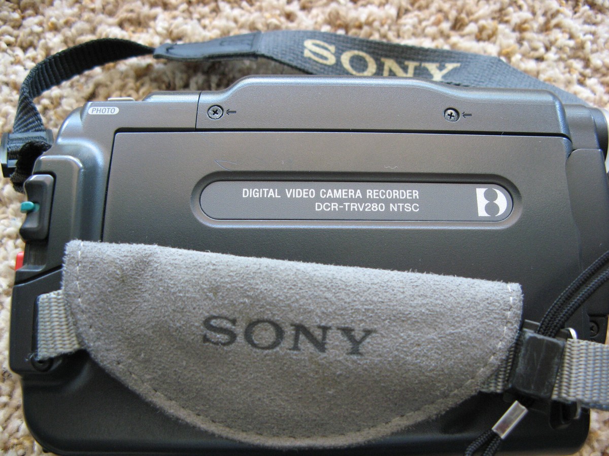 SONY DIGITAL 8 STEADYSHOT HANDYCAM CAMCORDER | eBay