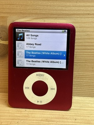 Apple iPod Nano 3rd Generation 8GB - Product Red - A1236 - 1162