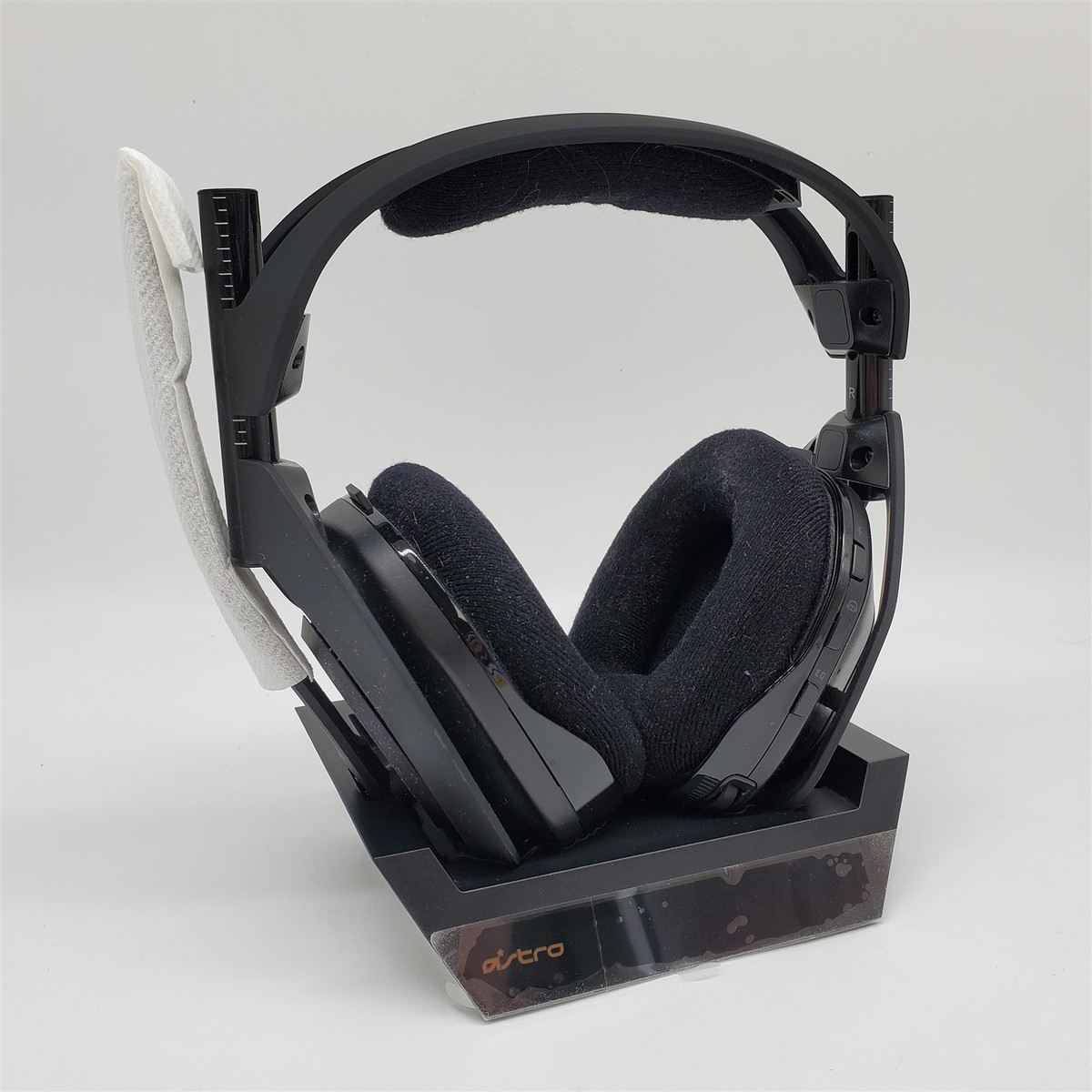 ASTRO Gaming A50 Wireless + Base Station for Xbox/PC (Black/Gold