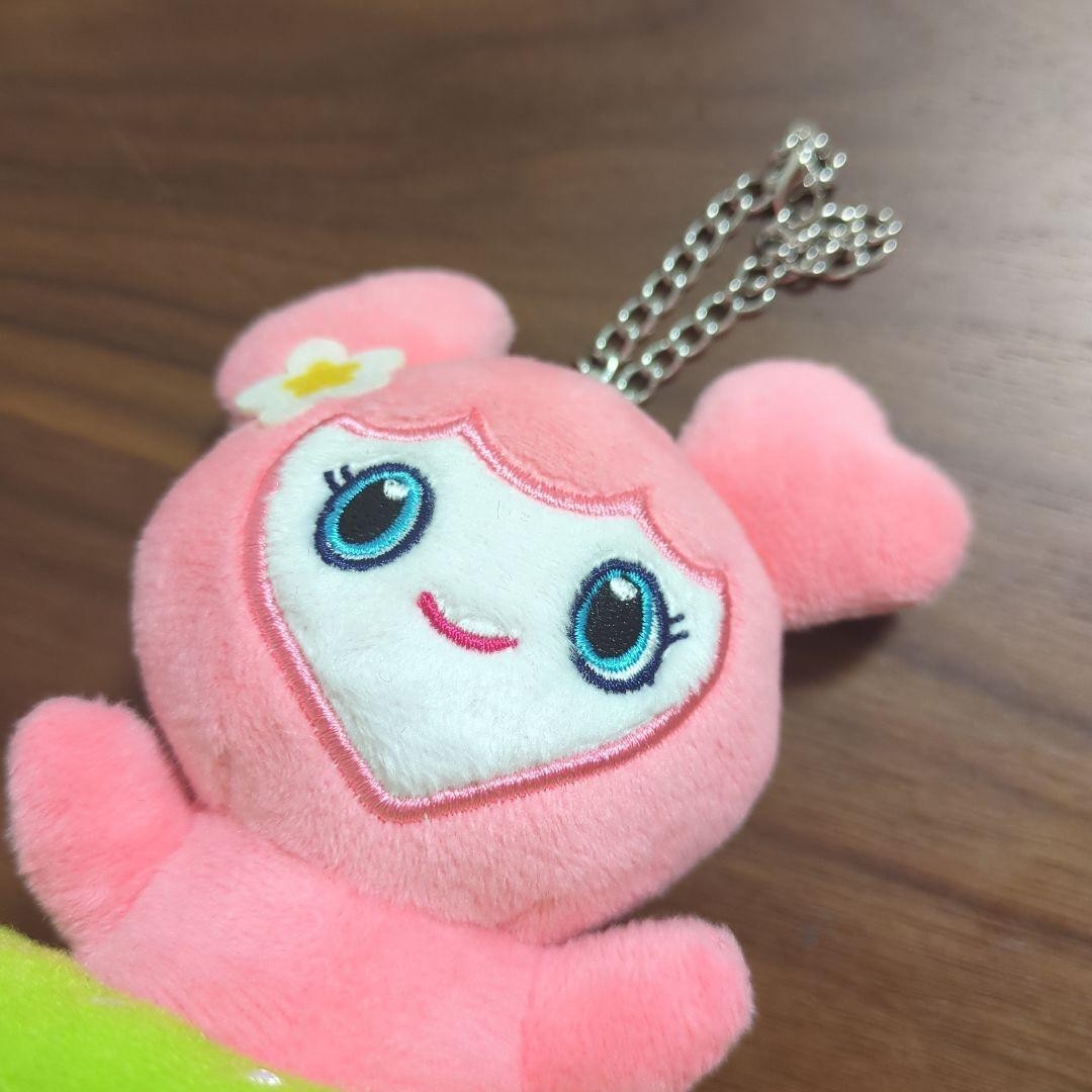 TWICE Lovelys MOVELY Official Bag Charm JYP JAPAN POPUP STORE 2023