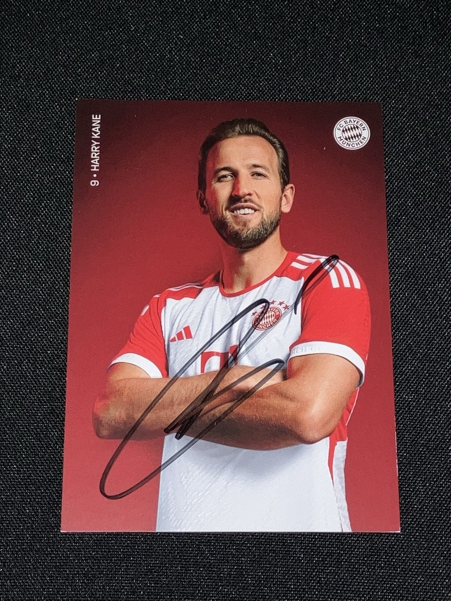 2023-24 Harry Kane First Hand Signed FC Bayern München Autograph