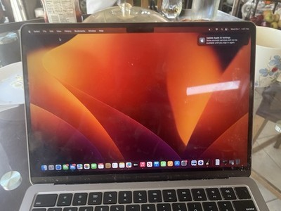 2022 Apple MacBook Air 13