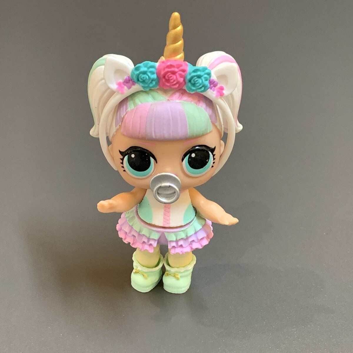 LOLサプライズ ユニコーン!自分で作るユニコーントッツ人形 lol