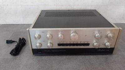 ACCUPHASE C-200 Stereo Control Amplifier PreAmplifier Preamp w