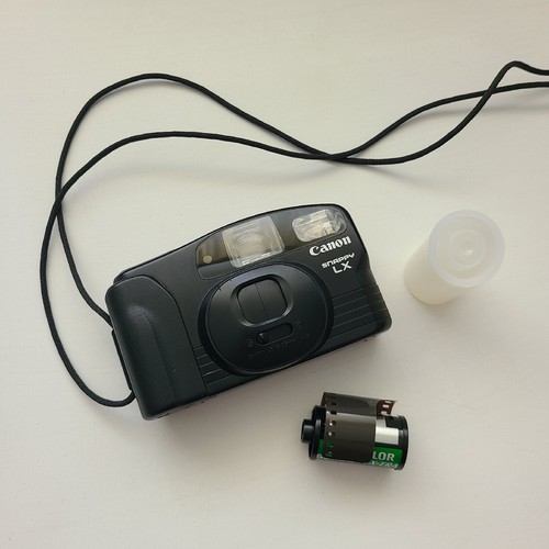 Pentax Espio 140V 35mm Point & Shoot Film Camera **FOR PARTS OR