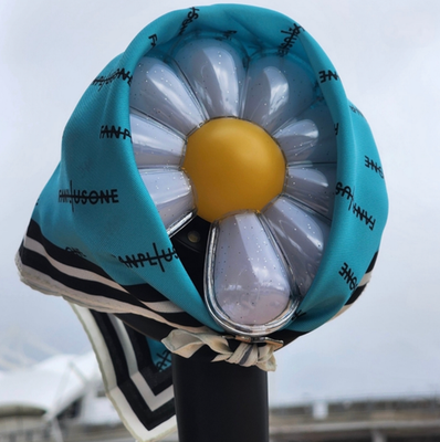 G-DRAGON LIGHT STICK＋CRADLE＋SCARF SET G-DRAGON OFFICIAL LIGHT