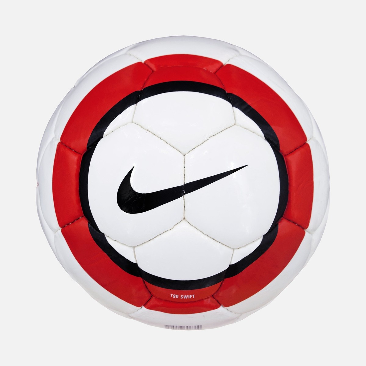 NIKE total90 aerow premier league 04-05