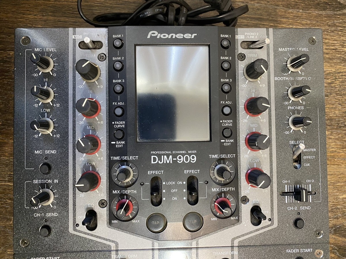 送料込 pioneer djm 909 2ch最高峰djミキサー ジャンク扱い 中古品の