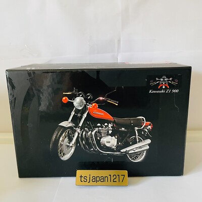 MINICHAMPS 1/12 KAWASAKI Z1 900 Candy Brown 1972 Classic Bike