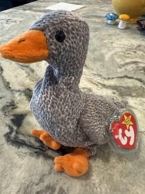 Ty Beanie Baby HONKS the Goose RETIRED DOB March 11, 1999 MINT NEW