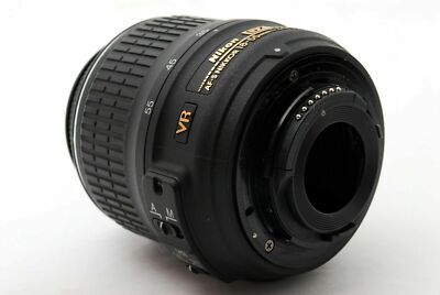 Nikon AF-S DX NIKKOR 18-55mm f/3.5-5.6 VR Zoom Lens F. DSLR camera