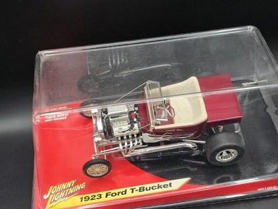 Johnny Lightning 1923 Ford T-Bucket Street Rod 1:18 Scale Diecast