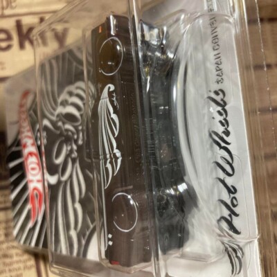 Hot Wheels Japan Convention 2024 '83 Chevy Silverado Usugrow Right