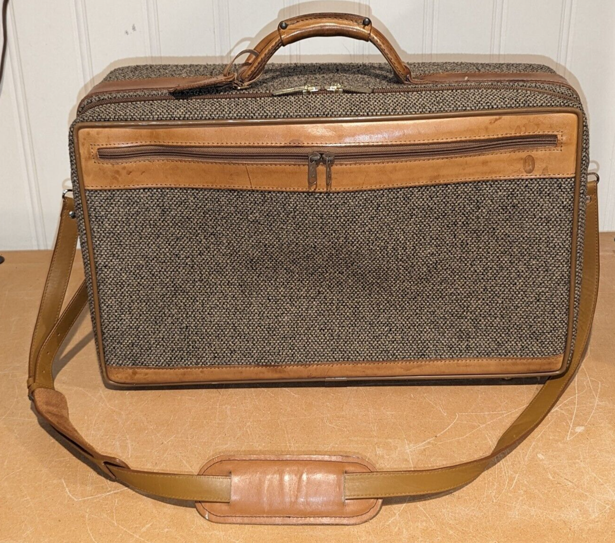 Vintage 1980s Hartmann Tweed & Brown Leather Luggage 21” Carry On