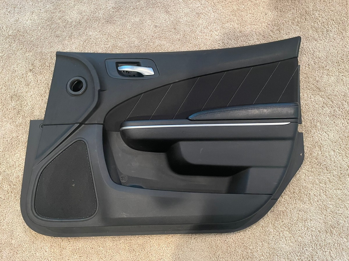 2019 20 21 Dodge Charger SXT PASSENGER Front Door Trim Panel Black