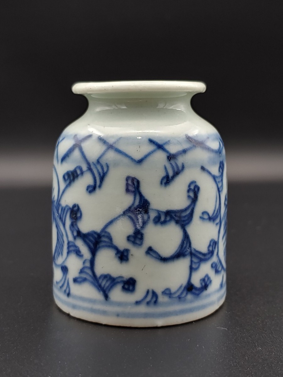 中国美術 青花 纏枝蓮花紋 双耳瓶 高29.5cm(LC136) 中国美術 青花 纏枝