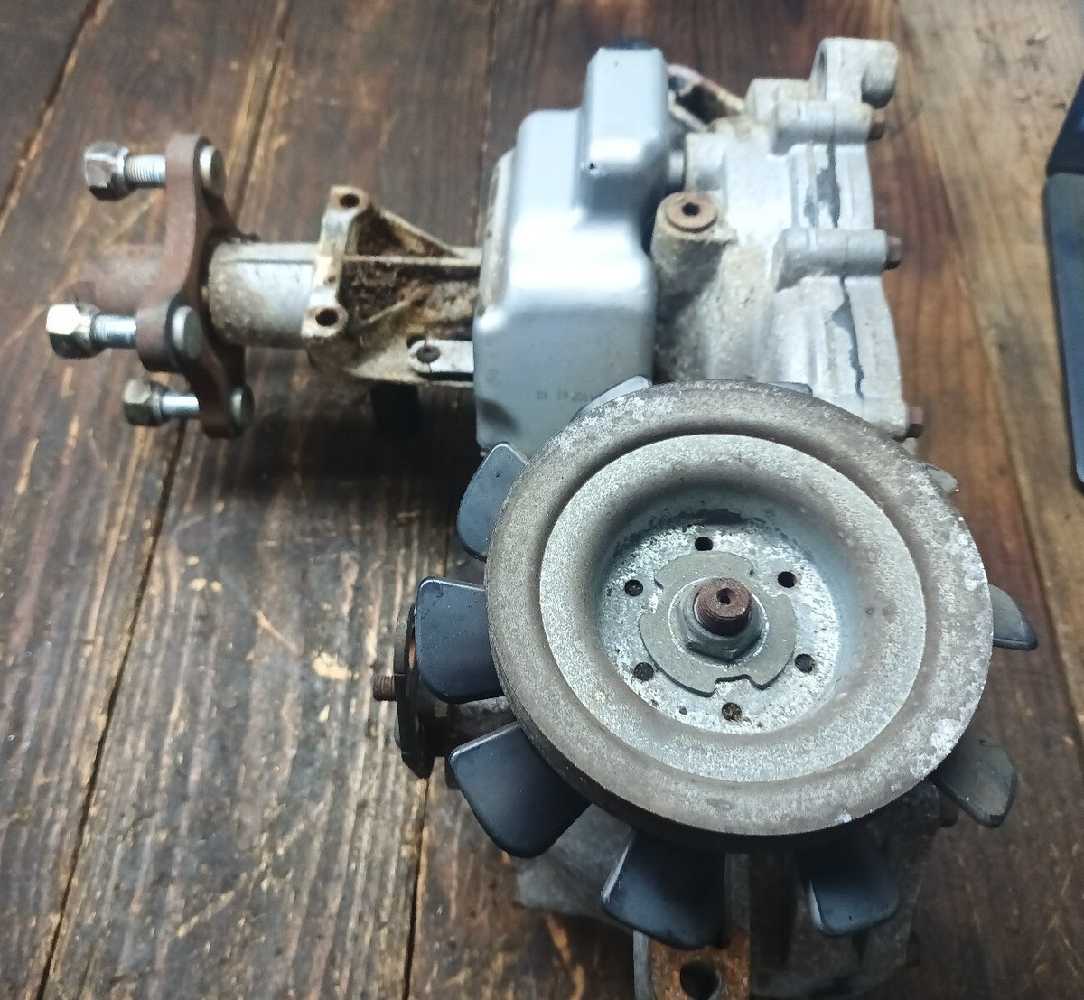 Hydro Gear Transaxle ZT 2100 119-3330, ZF-ATBB-3DRA-3WTX, ZF-ATBB