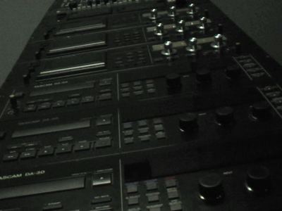 TASCAM DA-30 ジャンク Tascam DA-30 professional dat machine