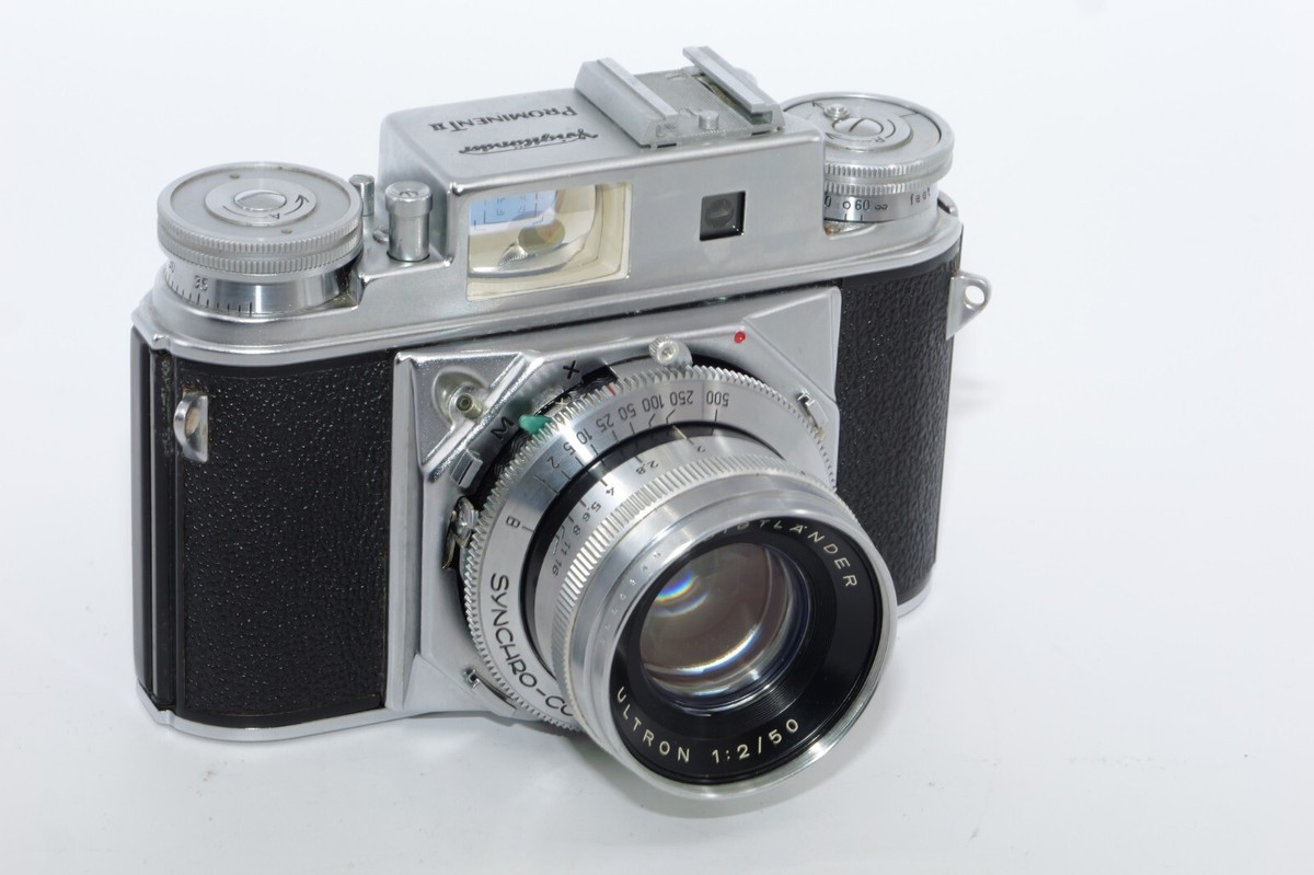 VOIGTLANDER PROMINENT II w. ULTRON 50MM F2 LENS 35mm Film Camera
