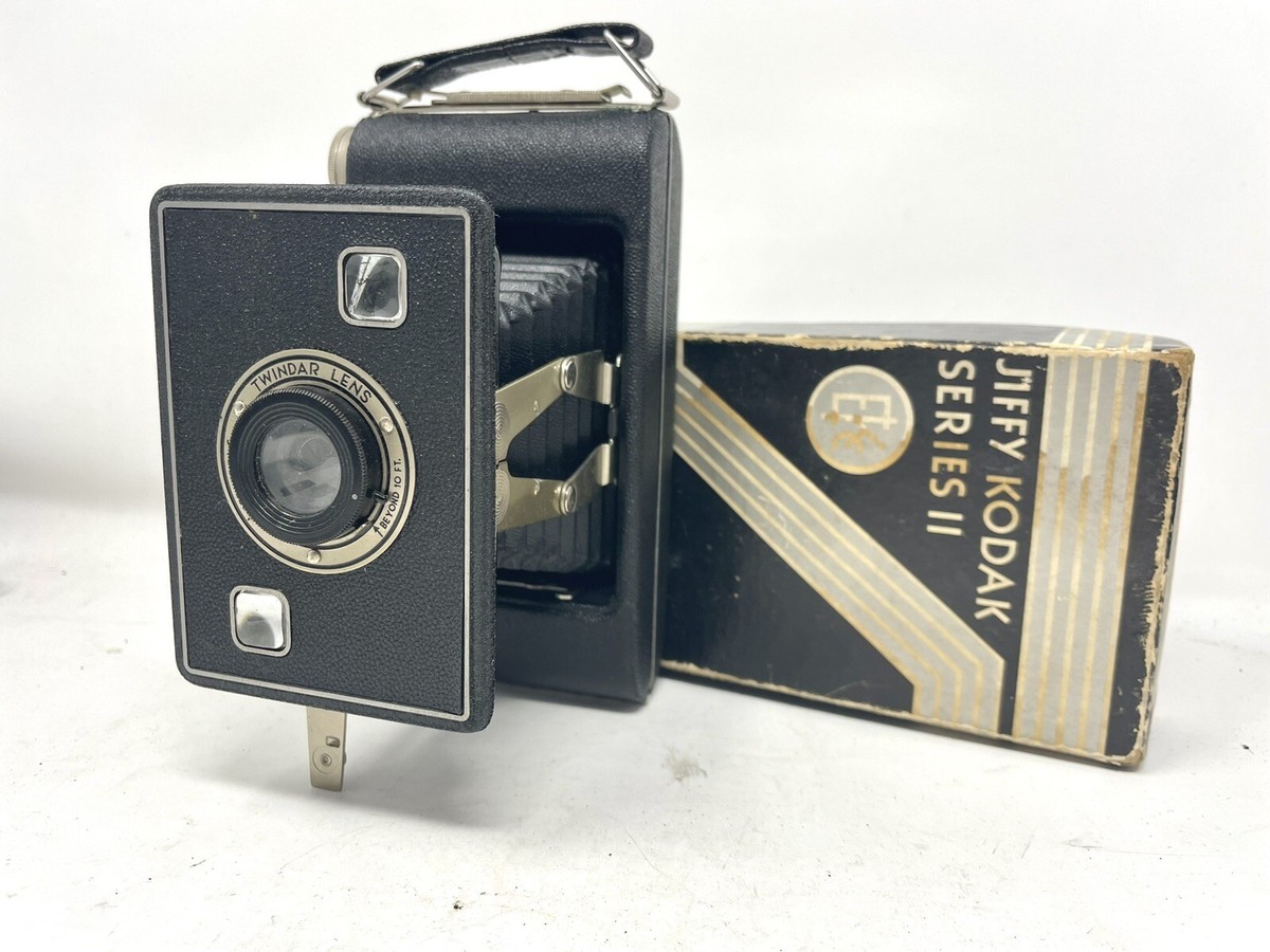 Vintage Kodak Jiffy Six-20 Series II Folding Camera w/Original Box