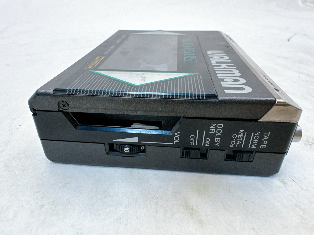 Sony Walkman WM-55 Auto Reverse Cassette Player Black Japan For