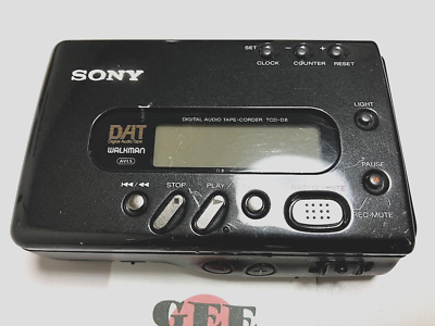 Sony TCD-D8 Portable DAT Recorder Digital Audio Tape Corder