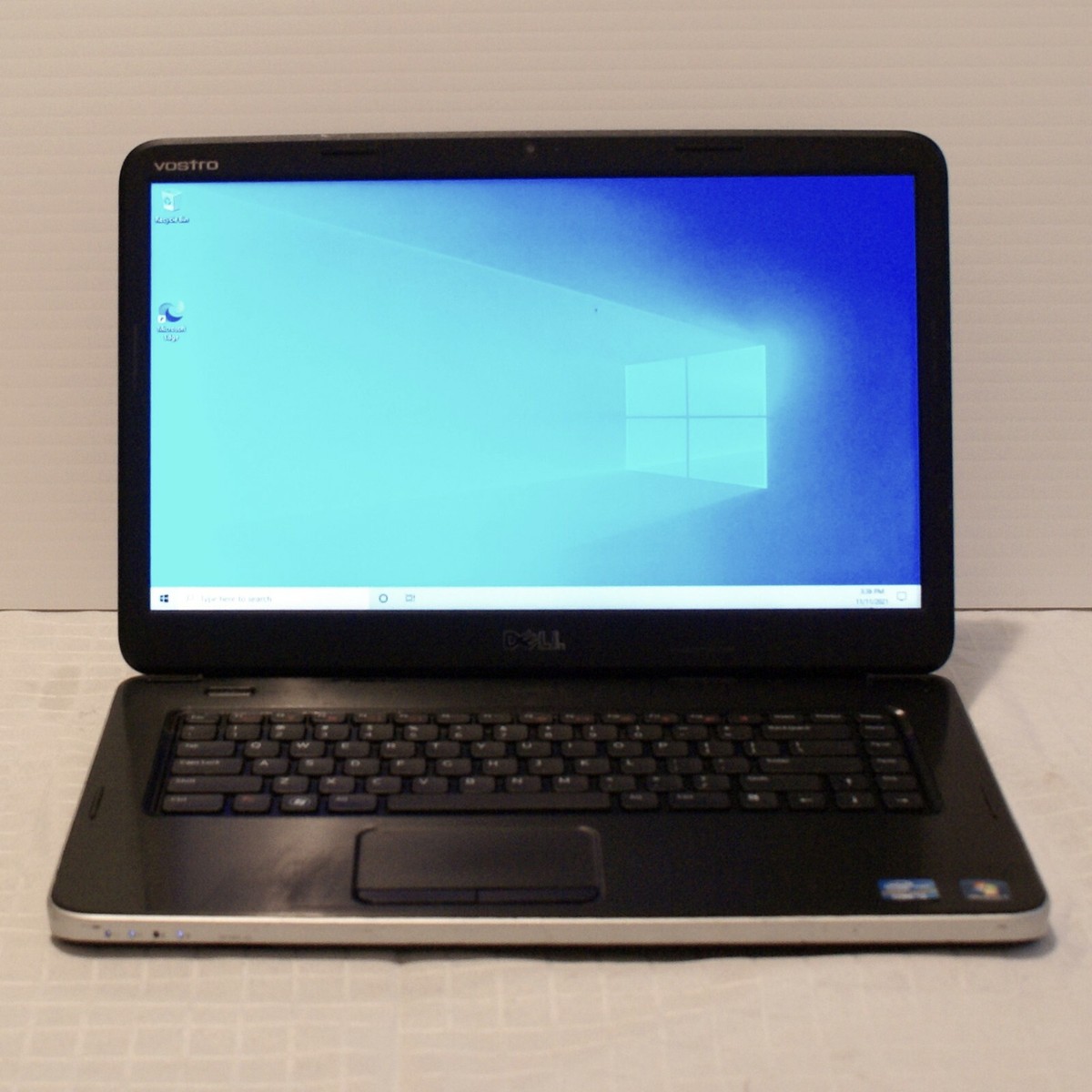 Dell Vostro 2520 - Intel i3-2328m 2.2Ghz 4GB 250GB Windows 10 Home