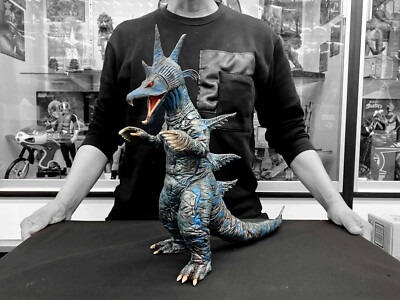 Ultraman Ace Kaiju Murichi II Art Statue 30 cm 巨大魚怪獣 ムルチ二