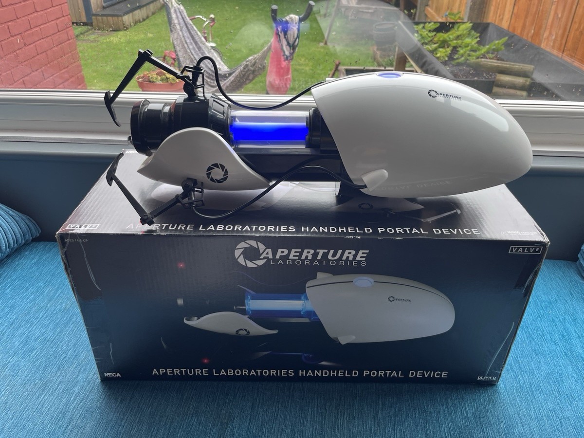 ポータル ガン NECA プロップ レプリカ Portal Device 1/1 ポータル