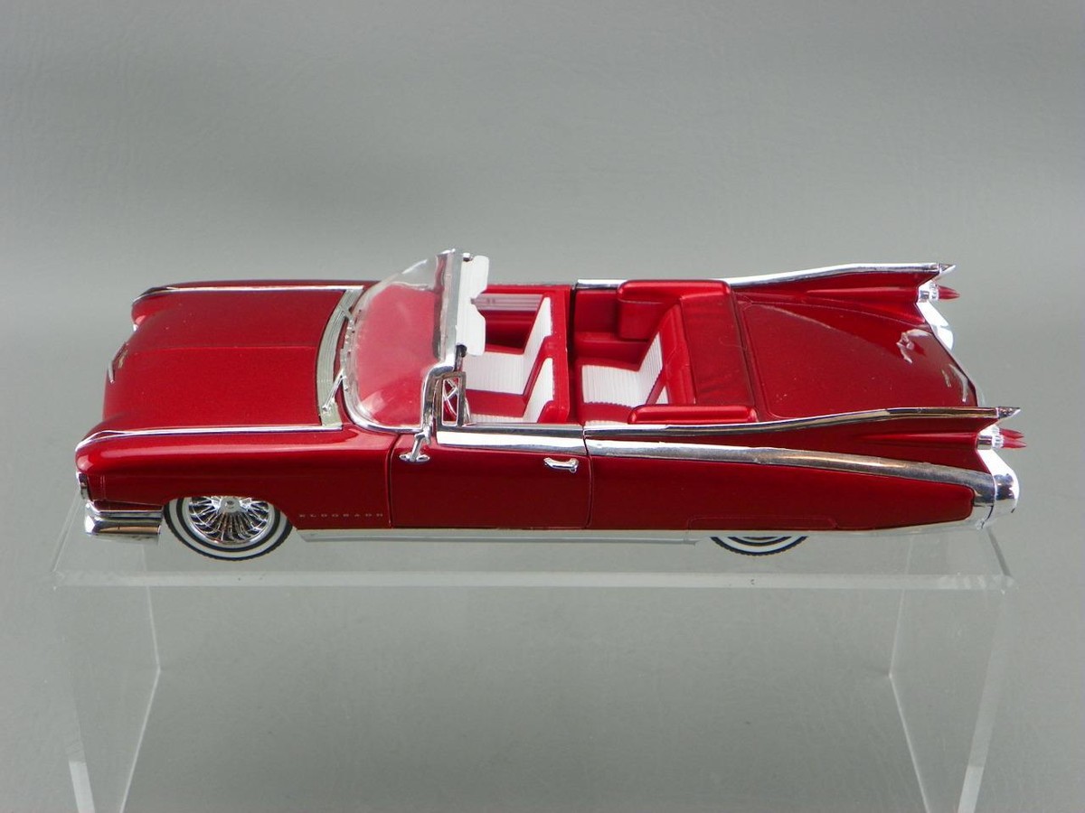 イチコー キャデラック ブリキ 車長約50cm イチコー キャデラック