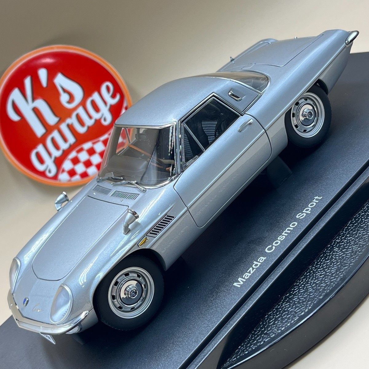 AUTOart 1/18 Mazda Eunos Cosmo Sport Silver Millennium 75933