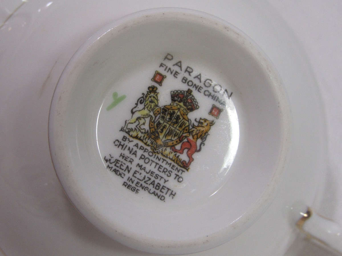 PARAGON England Fine Bone China 4 Footed Cup & Saucer Sets Z684