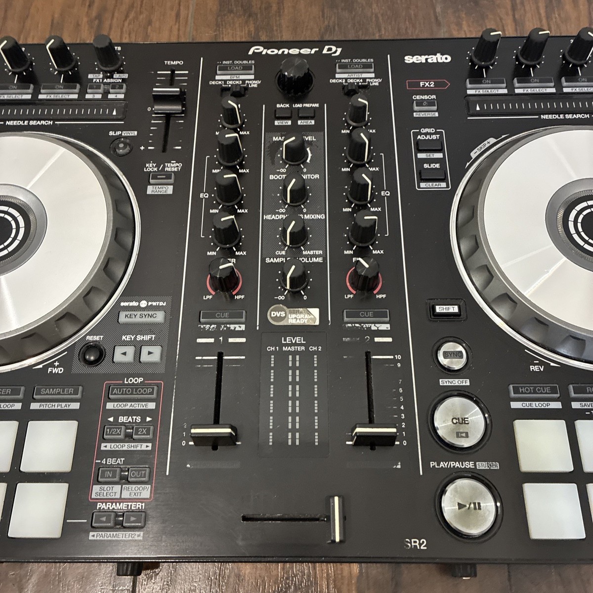 Pioneer DJ DDJ-SR2 DJコントローラー Pioneer DDJ-SR2 DJ Controller